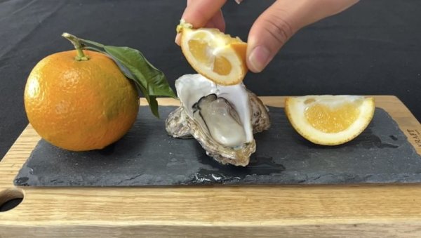 画像3: 冷凍牡蠣(殻付き・生食用) 北木島 喜多嬉かき(さざれがき)勇和水産 岡山県 笠岡市 北木島 瀬戸内海 生牡蠣 牡蠣 海鮮 厳選 Sサイズ3KG (3)